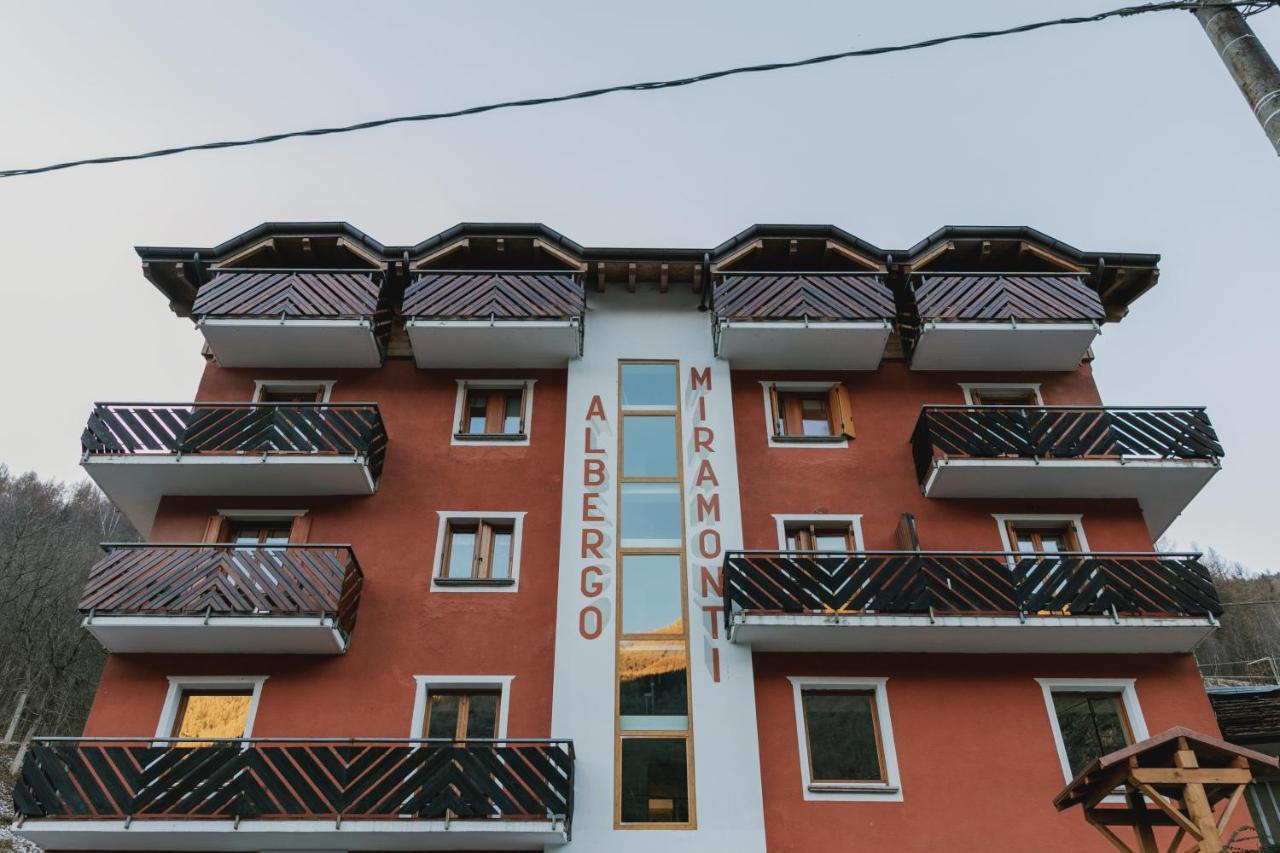 Corteno Golgi Albergo Miramonti מראה חיצוני תמונה